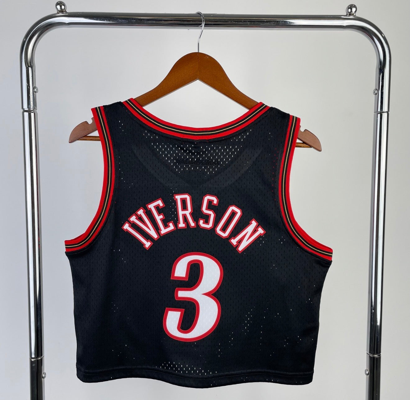 Mitchell & Ness Women's Hardwood Swingman - Philadelphia 76ers - Allen Iverson #3